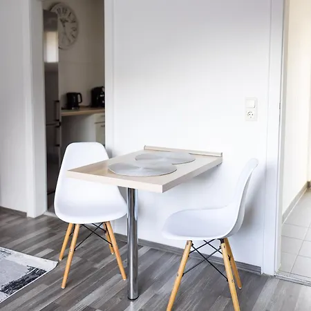 Exclusive Feeling Flat דירה *